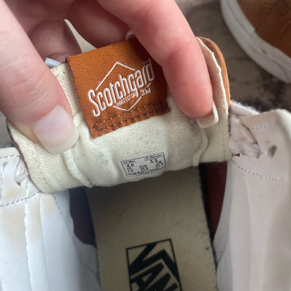 Vans Tan Suede SCOTCHGARD high top - Picture 9 of 9